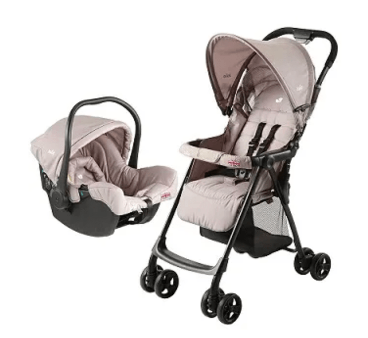 ベビーカーとチャイルドシート